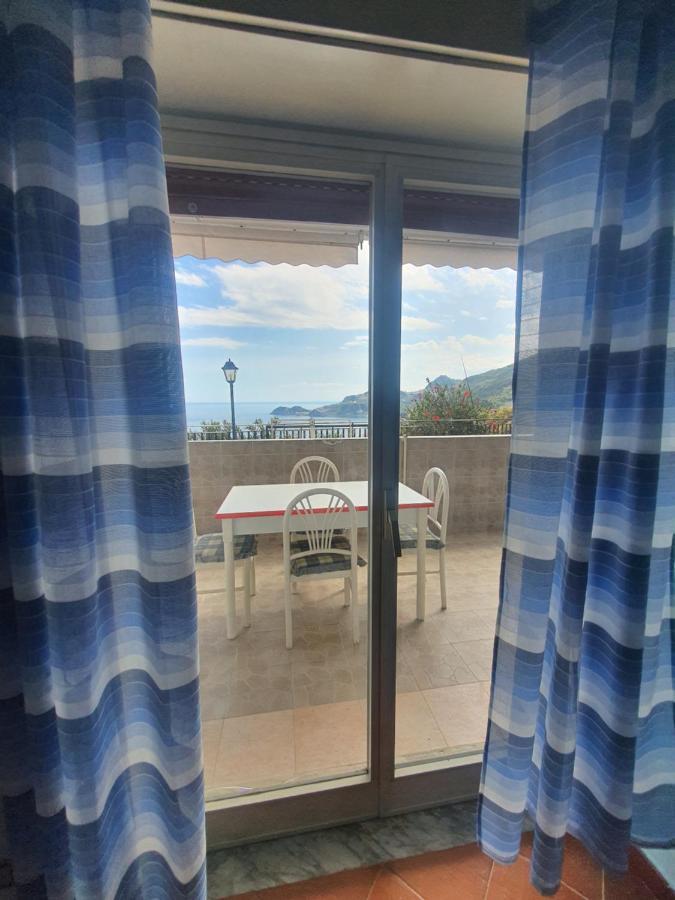 Don Sebastiano Apartment Letojanni